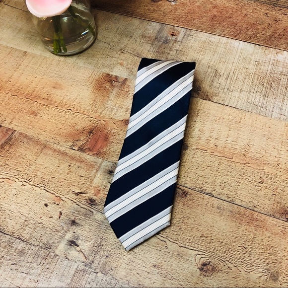 Donald J Trump Executive Silk tie - Picture 4 of 6